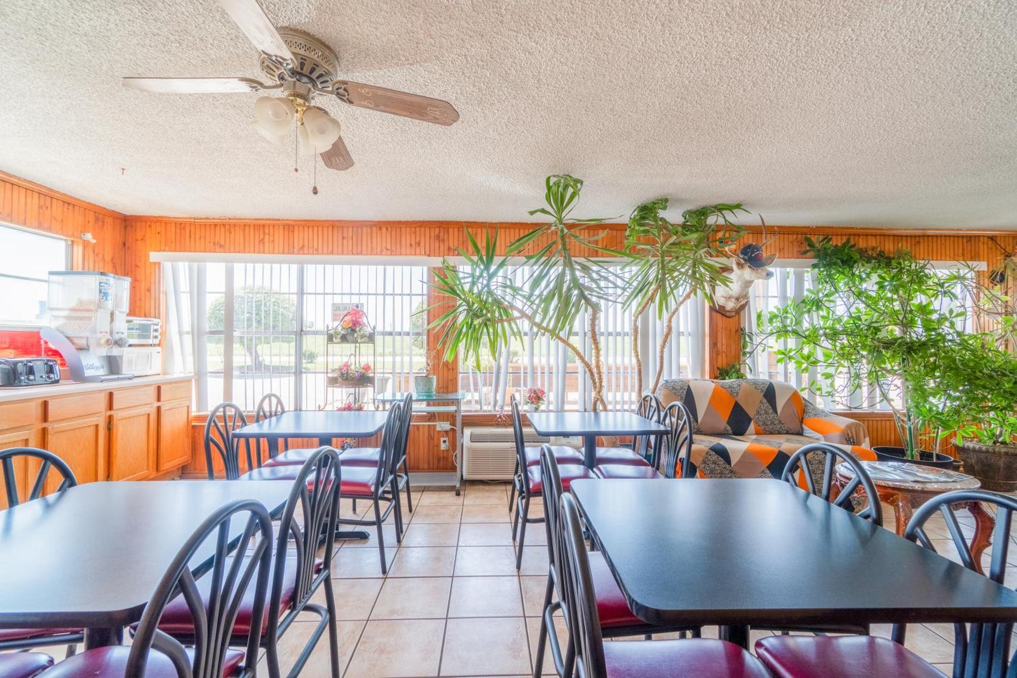 Lone Star Inn By Oyo Vernon Texas Hwy 287 Bagian luar foto
